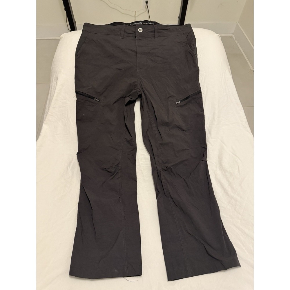 Men's 38 x 30 ZeroXposur black hiking utility pants outdoor
